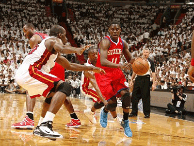 中国男足足球直播，尽享中国男足足球无插件在线直播_NBA直播